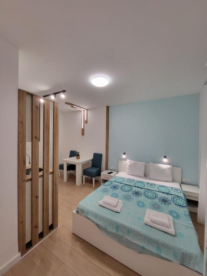 Harmony Suites Sajmiste Buitenkant foto