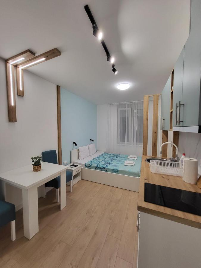 Harmony Suites Sajmiste Buitenkant foto