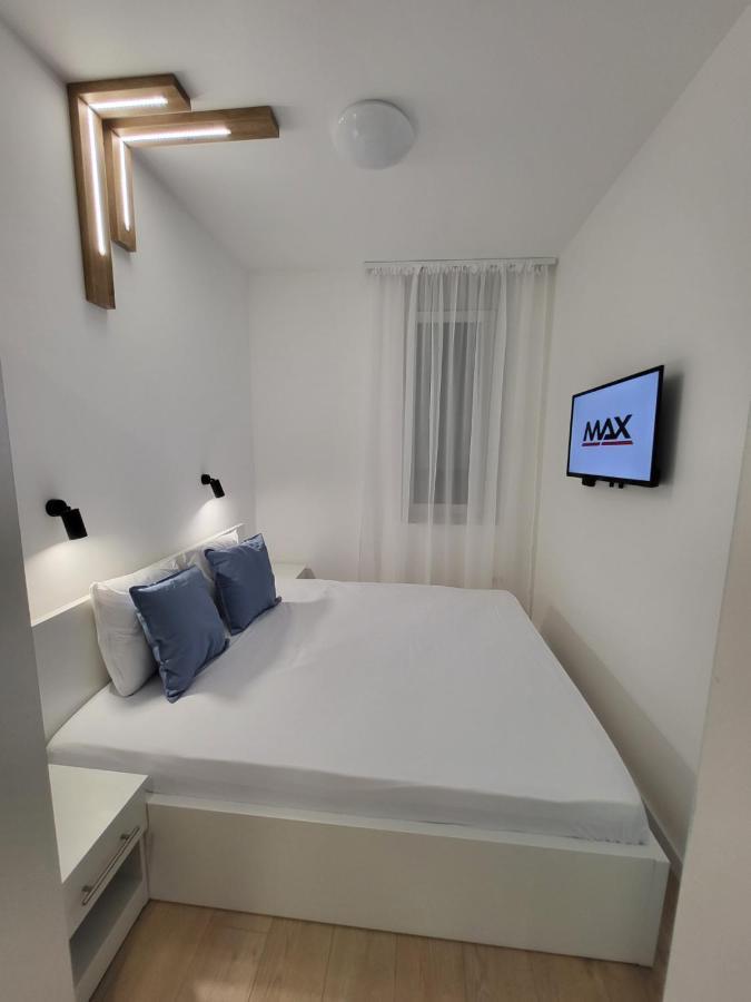 Harmony Suites Sajmiste Buitenkant foto