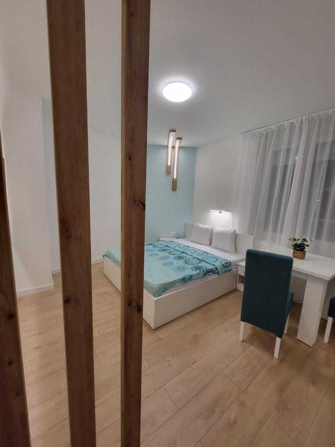 Harmony Suites Sajmiste Buitenkant foto